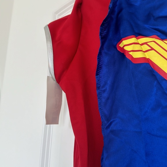 New Halloween costume Wonder Woman 👩 size 14/16 - Picture 4 of 5